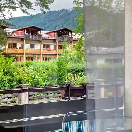 Alpina Apartment Oberammergau